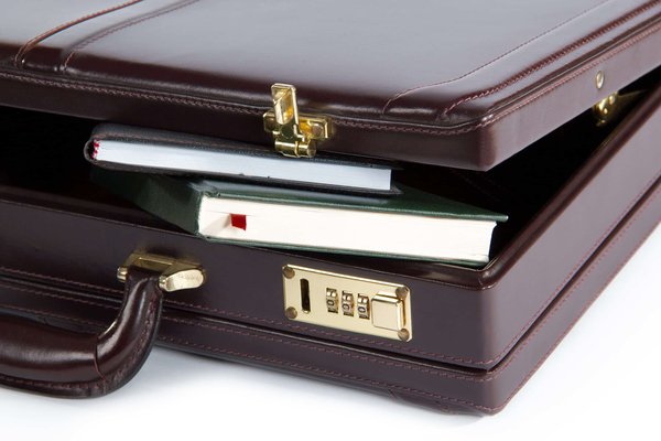 Comment créer un portfolio en ligne attrayant pour les artistes émergents sans expérience technique ?